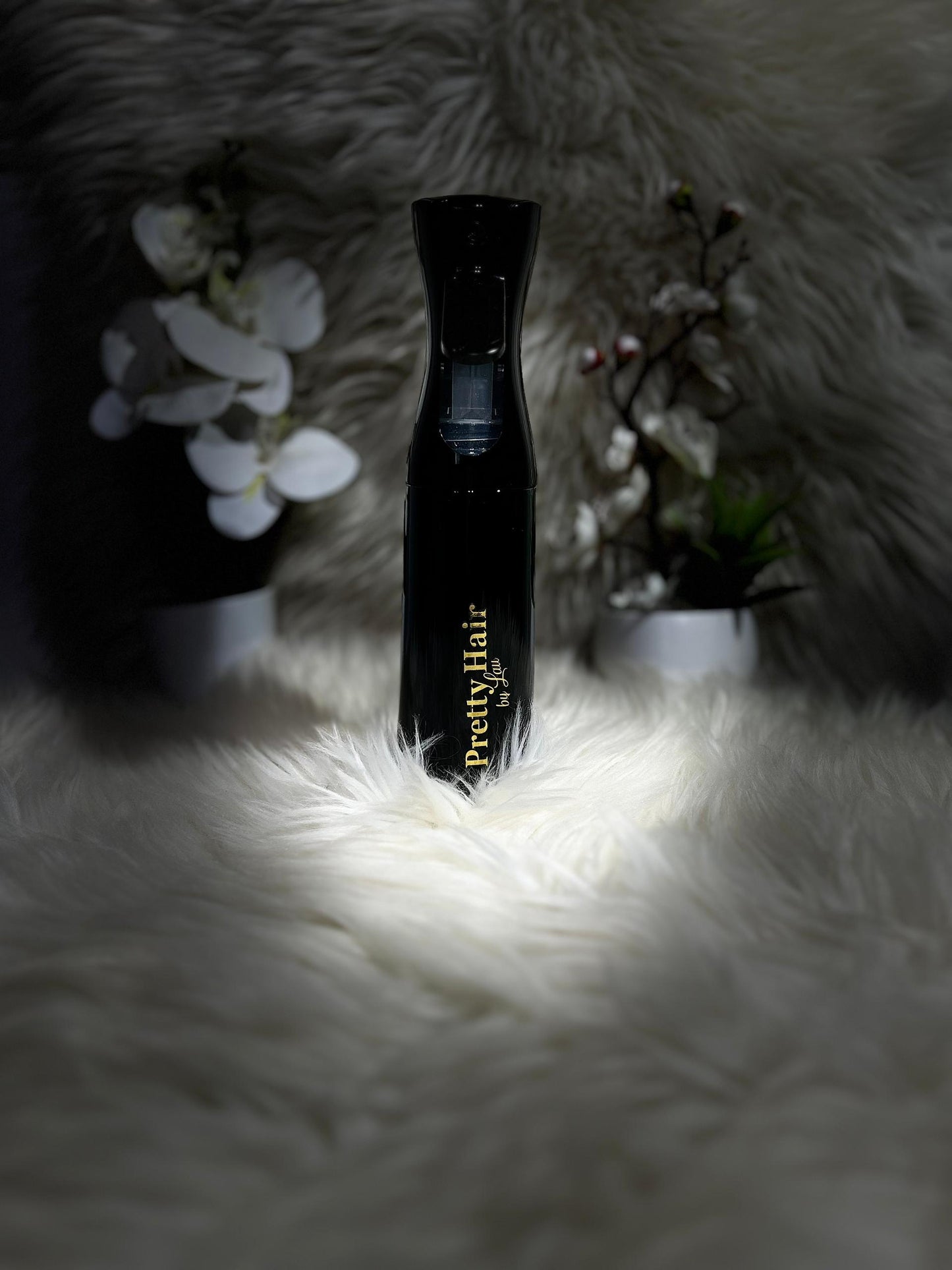 Brumisateur Capillaire – L’élégance d’un geste, la perfection d’une brume